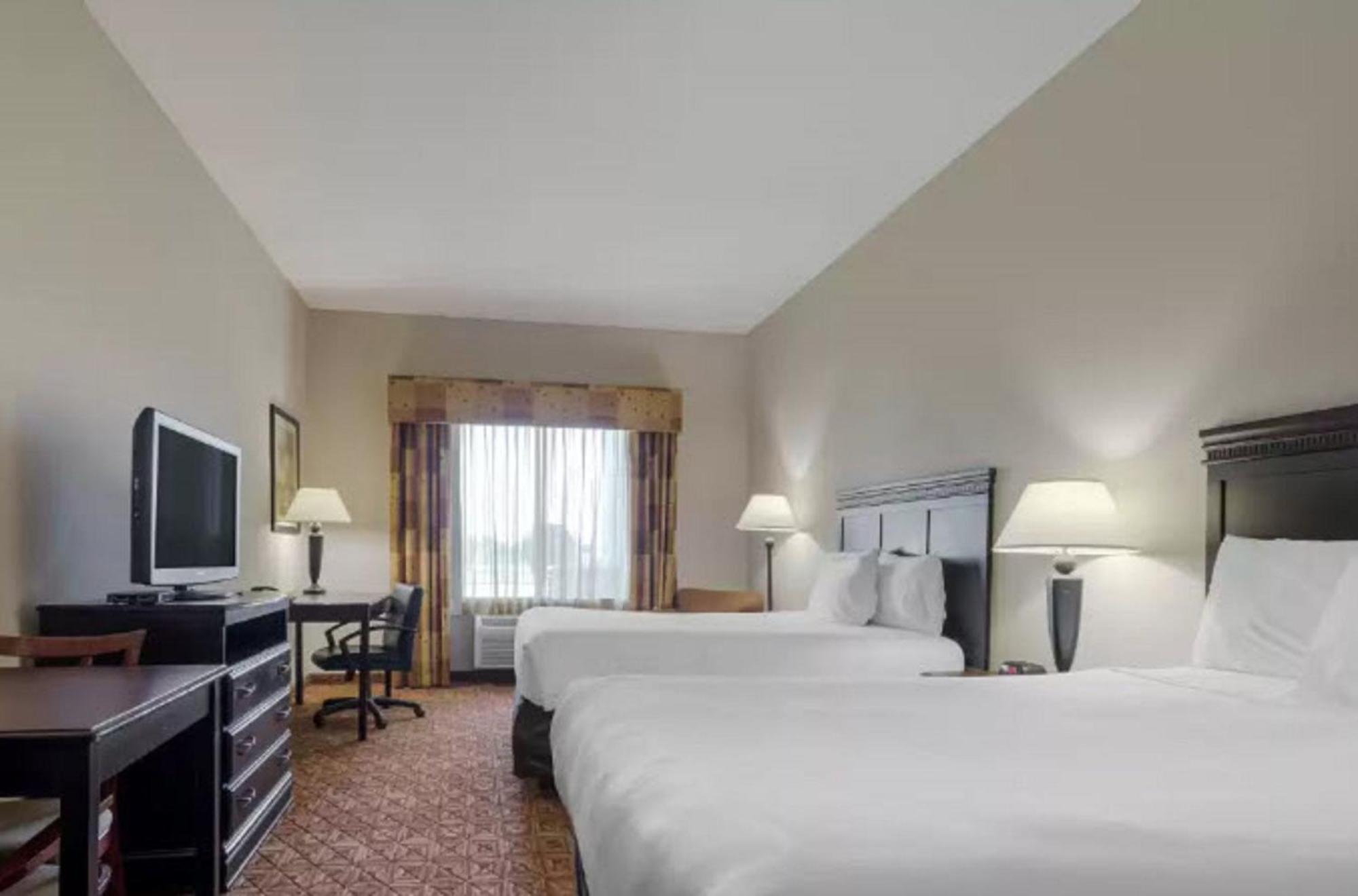 דניסון Lake Texoma Inn And Suites מראה חיצוני תמונה